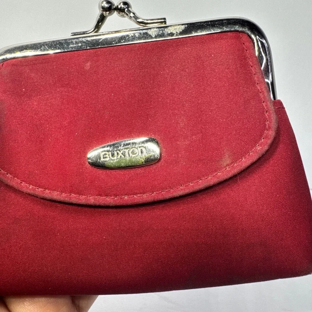 Buxton Vintage Red Fabric Kiss Lock Coin Purse with Front Pocket Silver Hardware